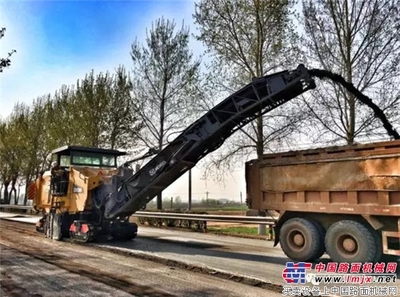 徐工XM200K銑刨機(jī)助力202國(guó)道改造，展現(xiàn)國(guó)產(chǎn)工程機(jī)械硬實(shí)力